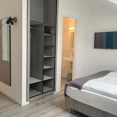 Prima Direkt Ueber Der 