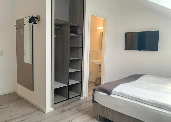 Prima Direkt Ueber Der 